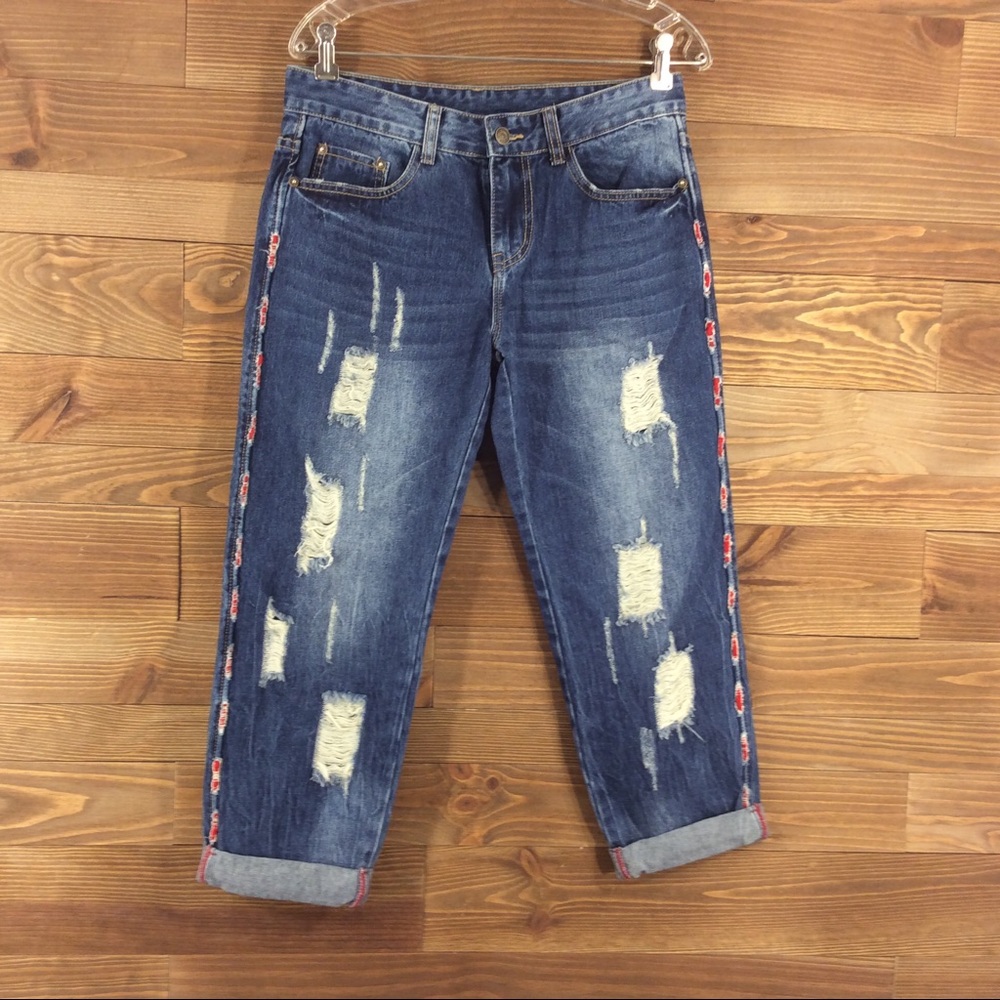 Sadie & Sage Distressed Jeans